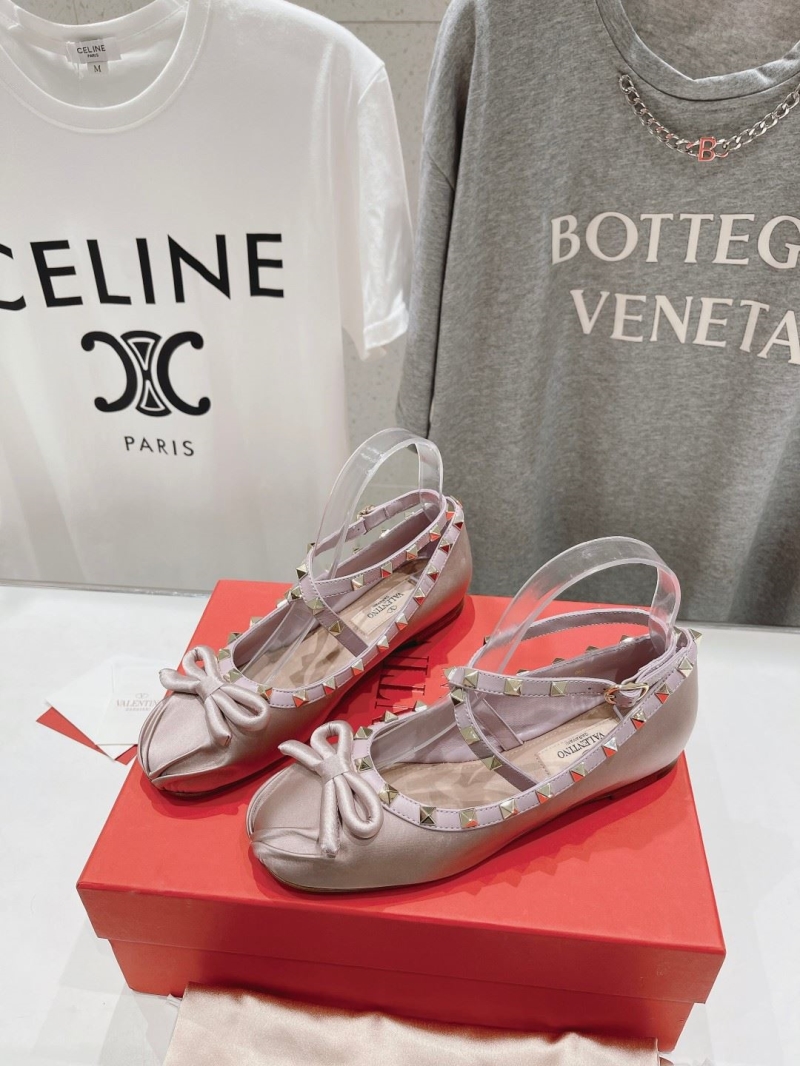 Valentino flat shoes